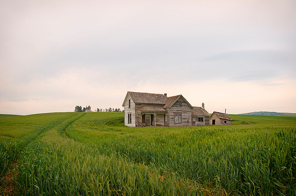 Abandoned Farmhouse - The Palouse, Washington